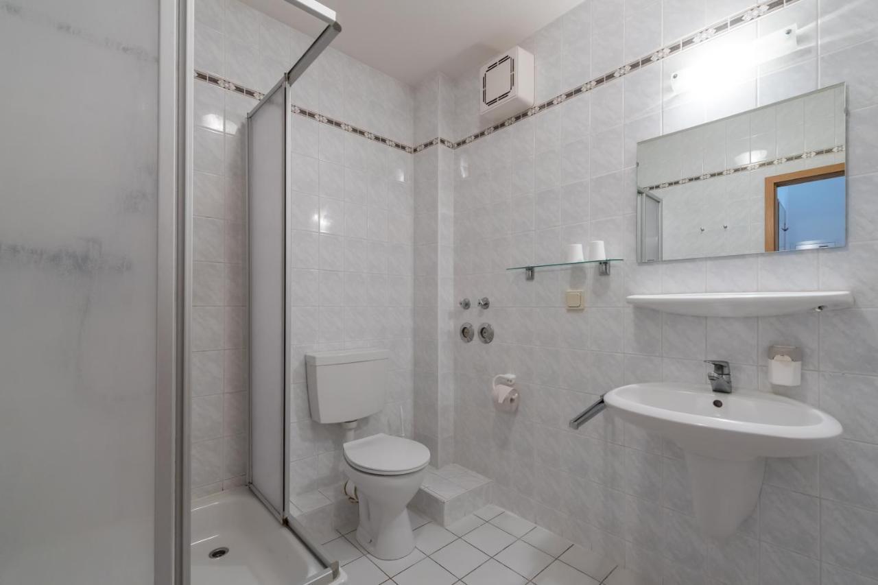 זאסניץ Hotel Koenigslinie מראה חיצוני תמונה