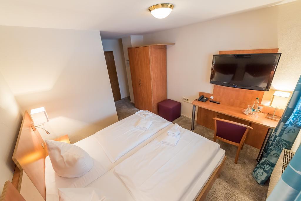 זאסניץ Hotel Koenigslinie מראה חיצוני תמונה